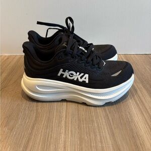 Hoka One One Womens BONDI 9 Black White Running Sneakers Sz 5 2E X-WIDE